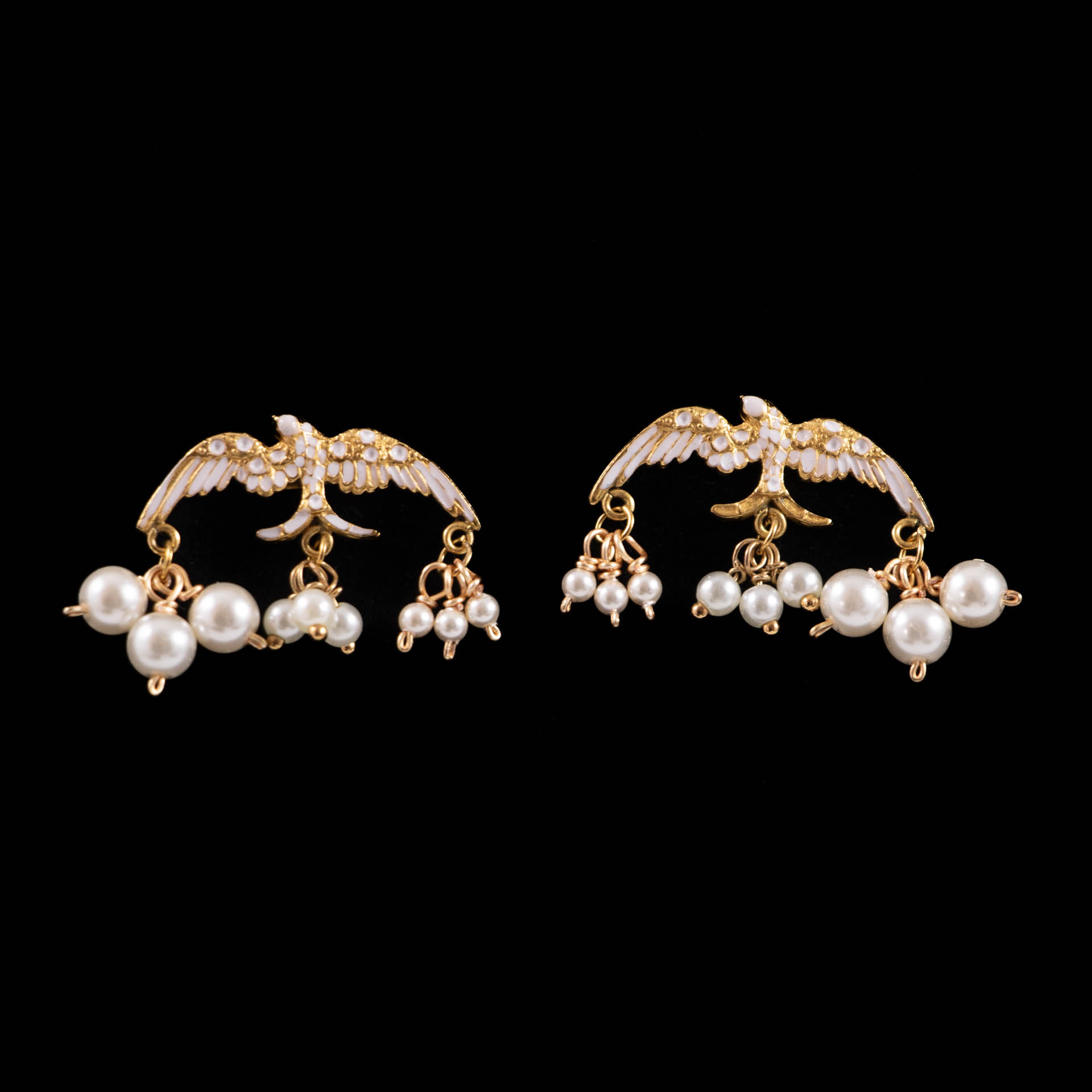 Boucles d'oreilles Hirondelles blanches et perles